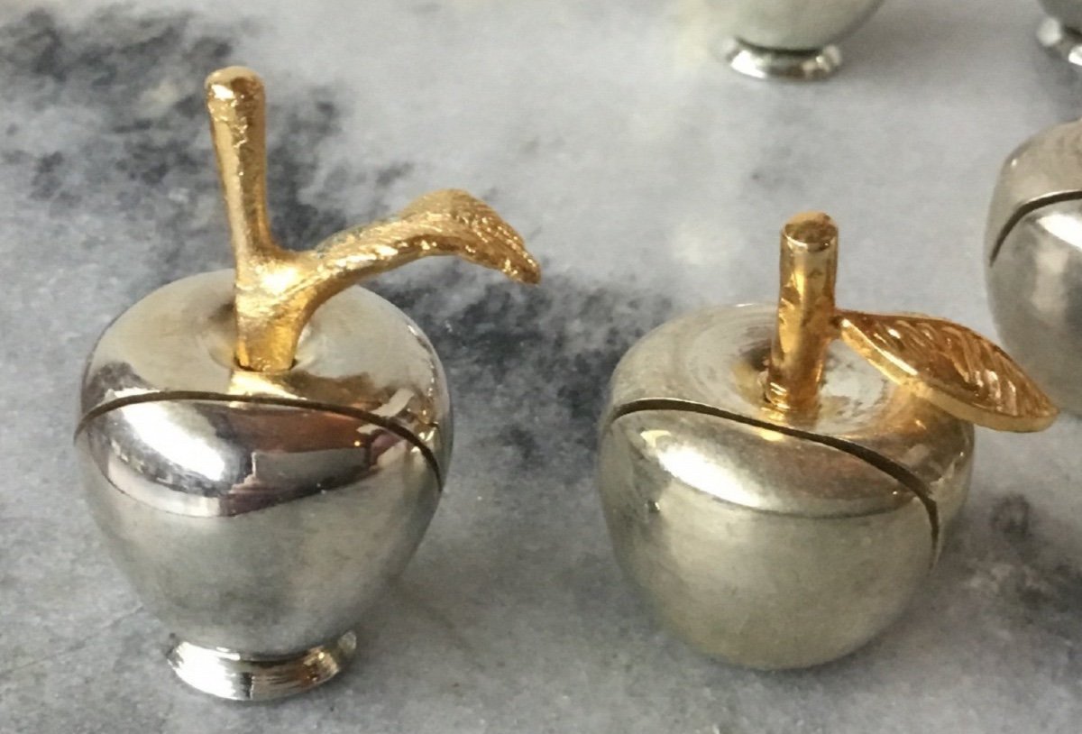 The 12 Silver And Gold Apple Menu Holders-photo-7