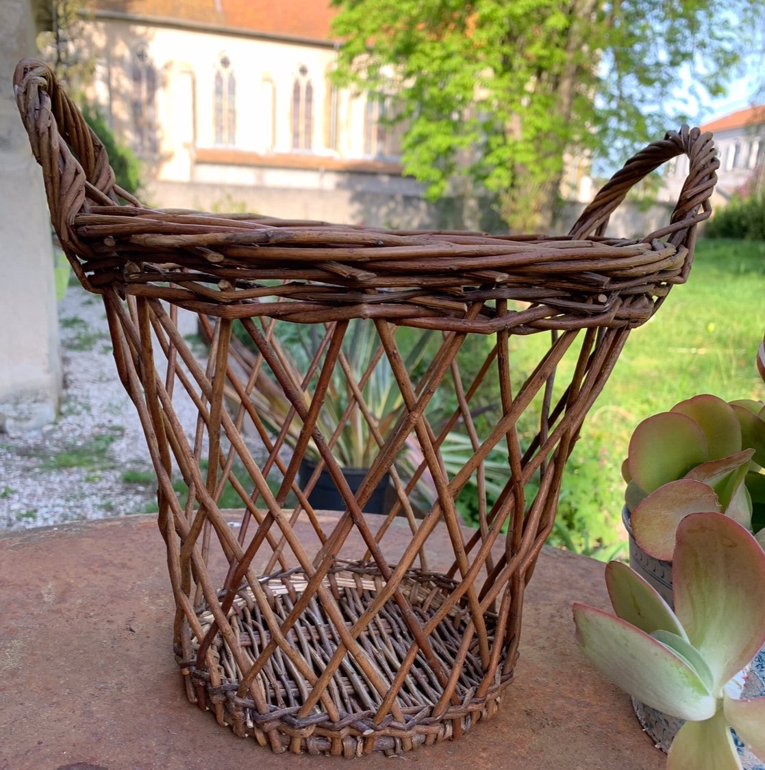 Small Woven Wicker Wastepaper Basket -photo-3