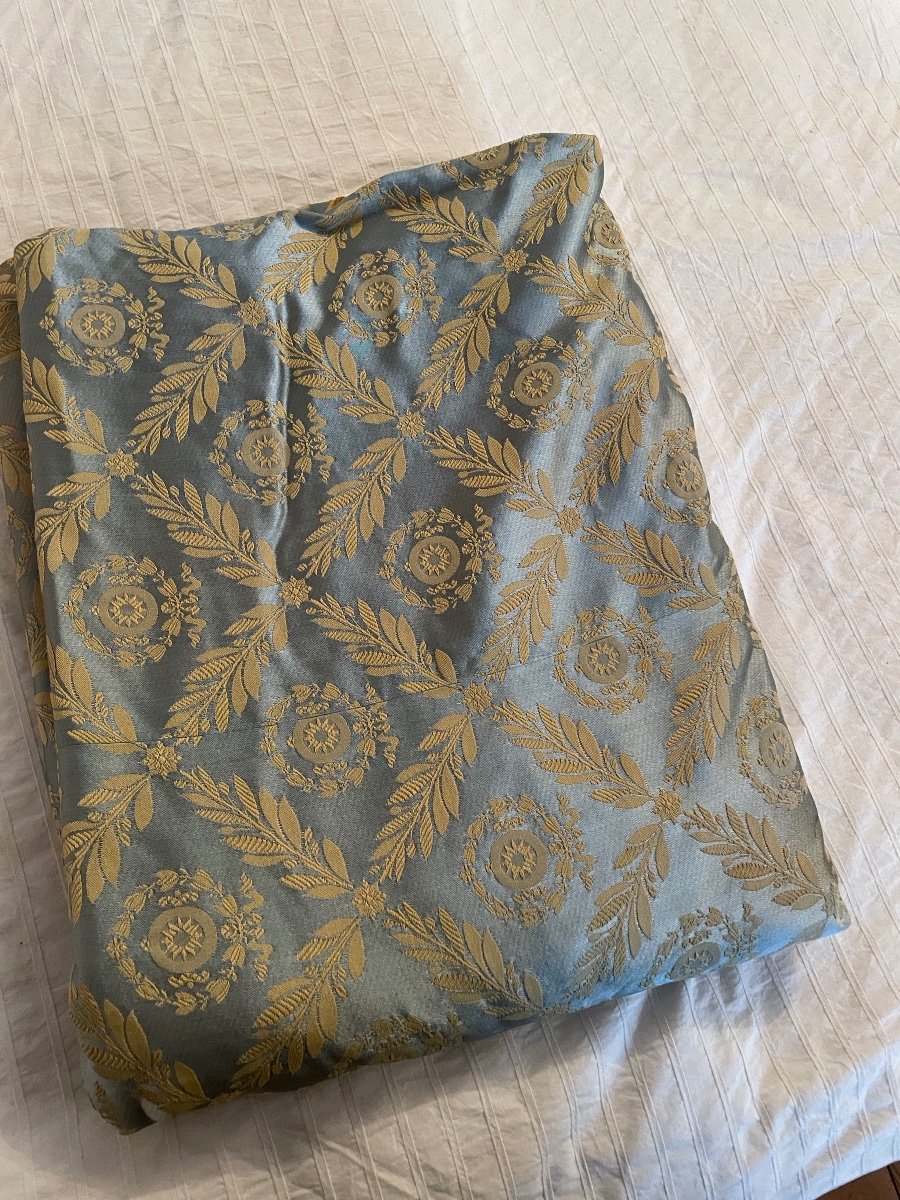 The Pair Of Antique Blue And Gold Silk Curtains -photo-8