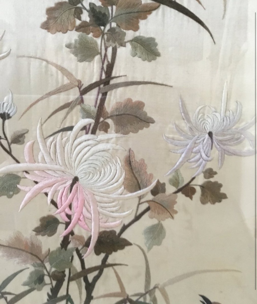 Pair Of Embroideries Decorated With Birds And Wisteria, China, Circa 1900-photo-1