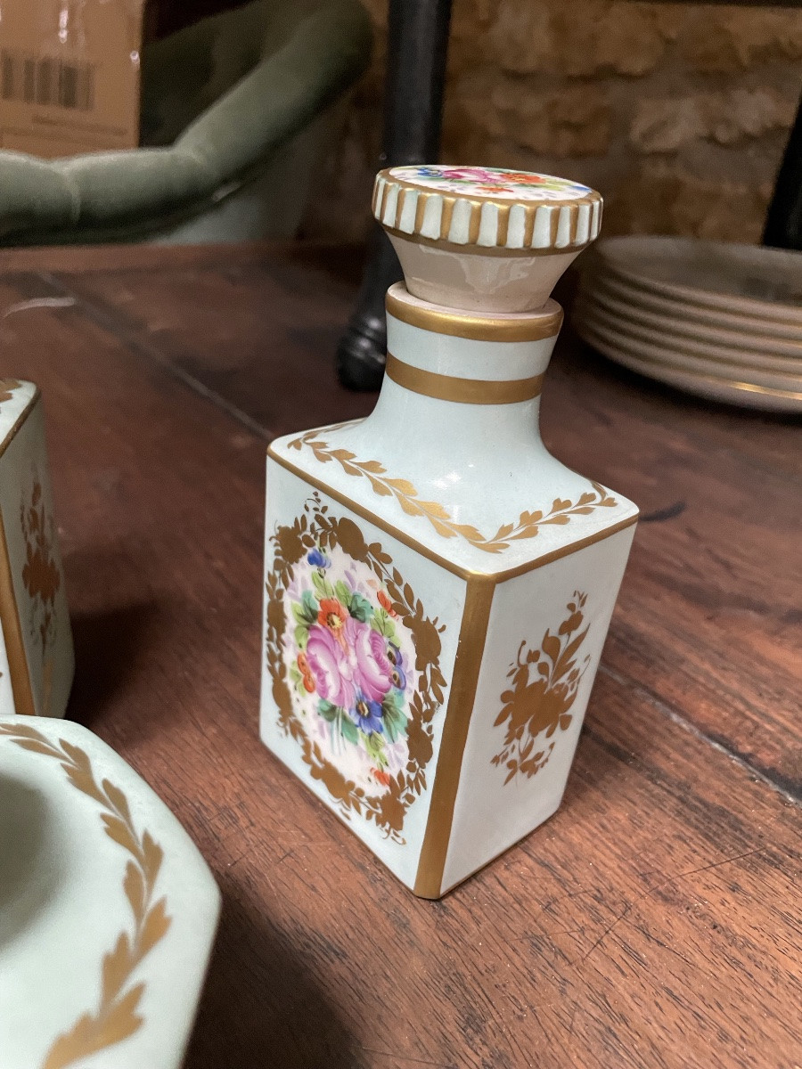 Porcelain Toilet Service And Matching Painted Tin Tray -photo-4