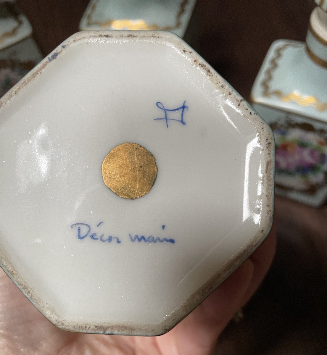 Porcelain Toilet Service And Matching Painted Tin Tray -photo-7