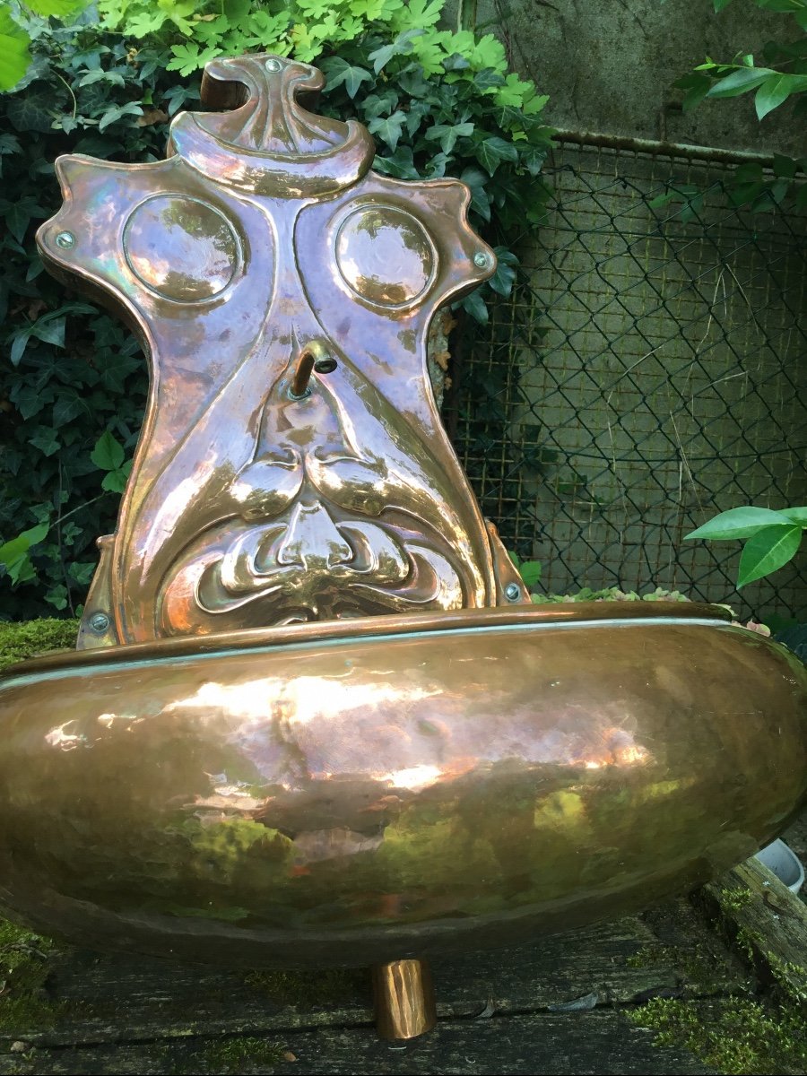 Grotesque, Anthropomorphic Copper Fountain-photo-2