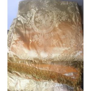 Pair Of Yellow Gold Damask Silk Curtains Nineteenth
