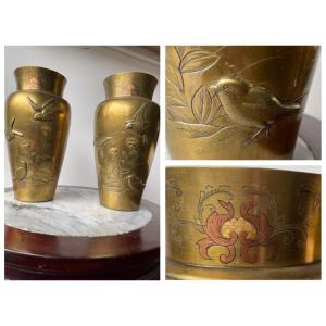 Japan, Pair Of Bird-decorated Vases, Gilt Bronze