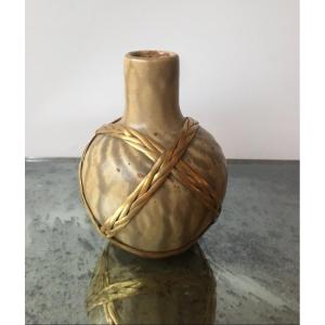 Miniature Circled Vase In Braided Golden Brass