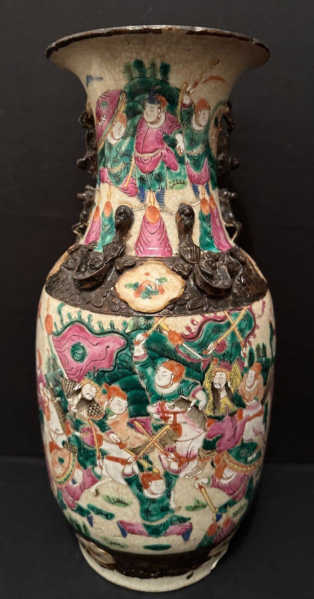 Chine Grand Vase En Grès De Nankin à Décor De Scènes De Bataille Fin XIXème-photo-3