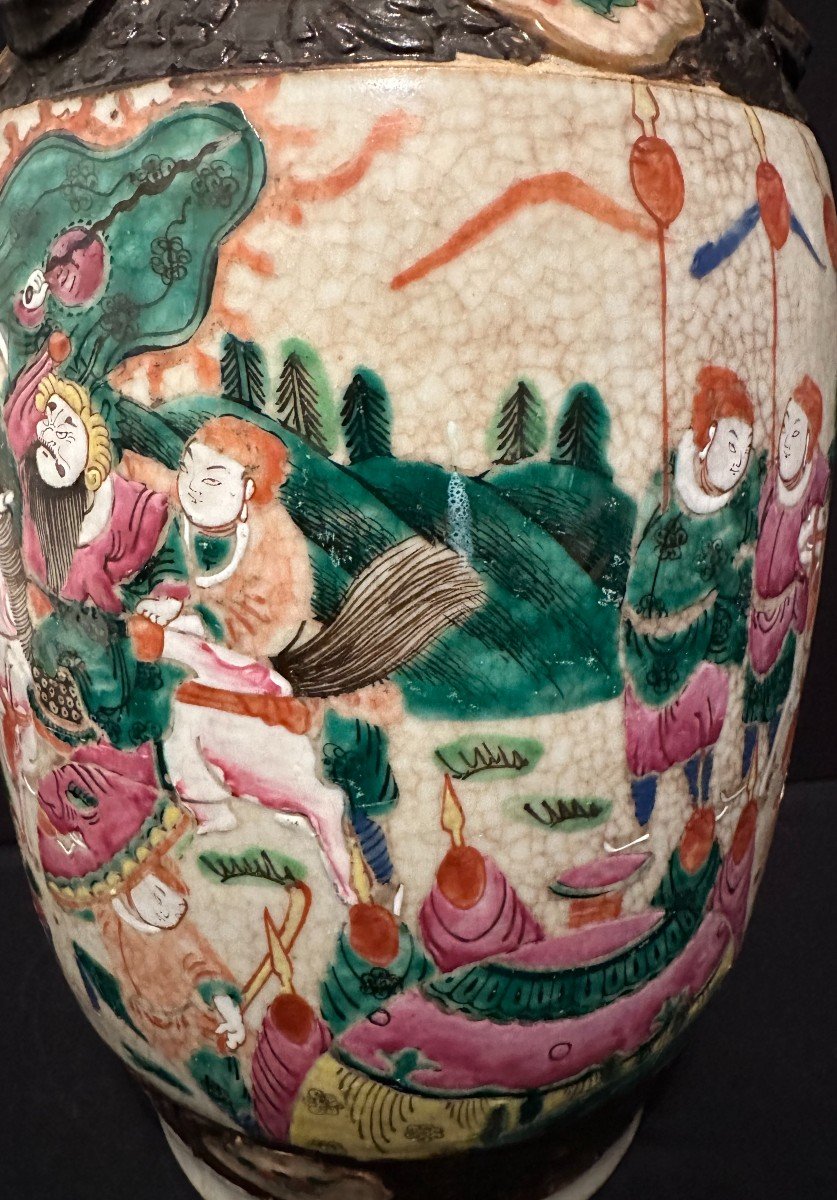 China Large Nanking Sandstone Vase Decorated With Battle Scenes Late 19th Century-photo-4