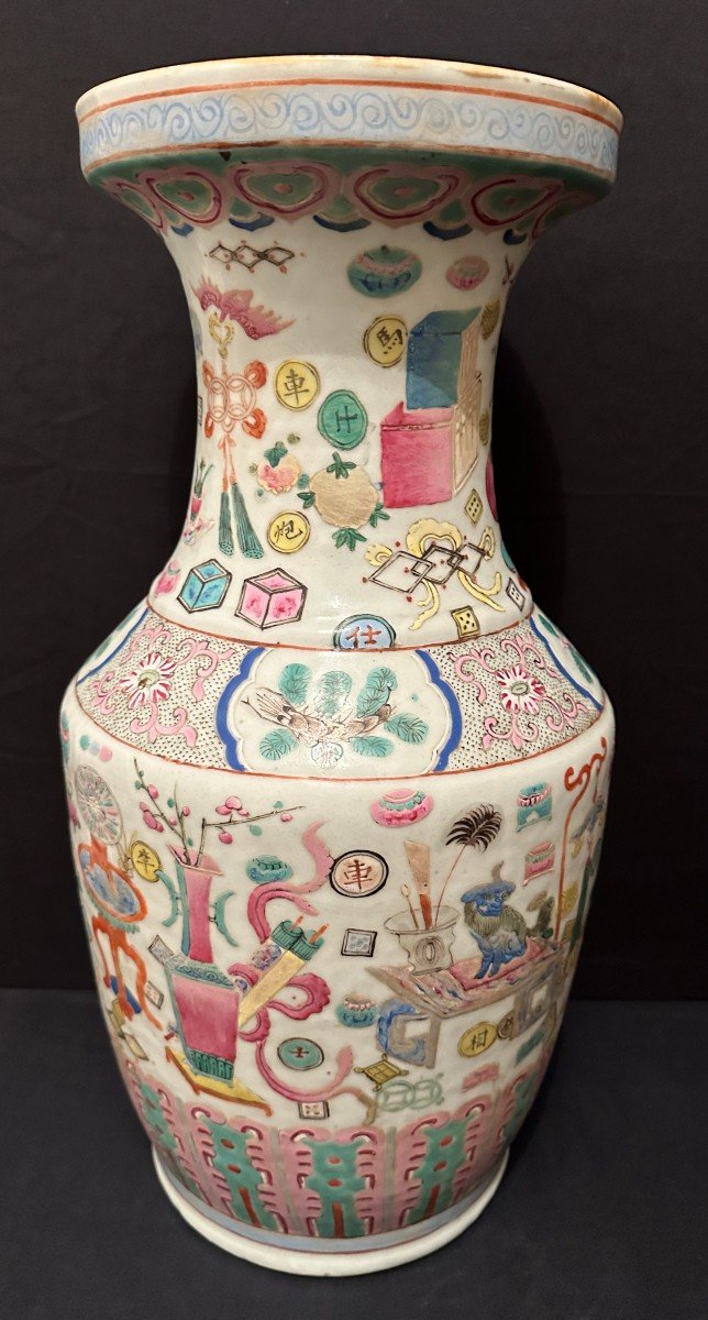 China Canton Porcelain Vase Decorated With Furniture And Animals Late 19th Century-photo-1