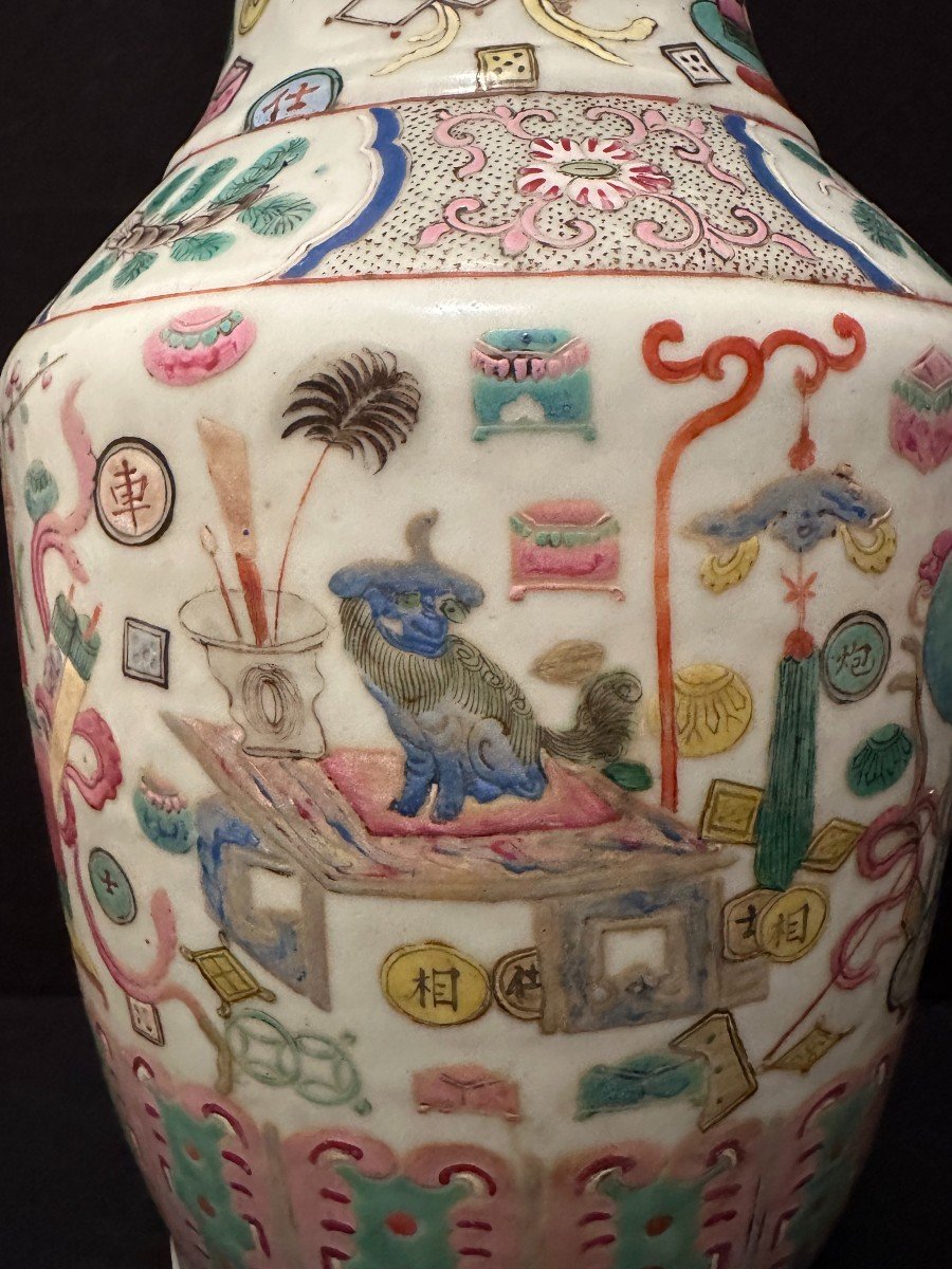 China Canton Porcelain Vase Decorated With Furniture And Animals Late 19th Century-photo-3