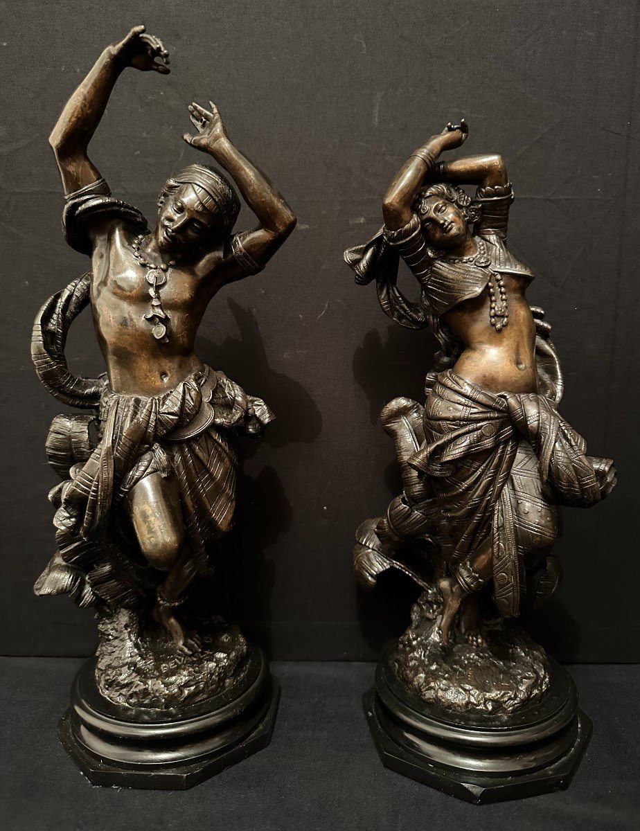 Orientalist Bronzes Couple Of Indian Dancers By François Devaulx Around 1850