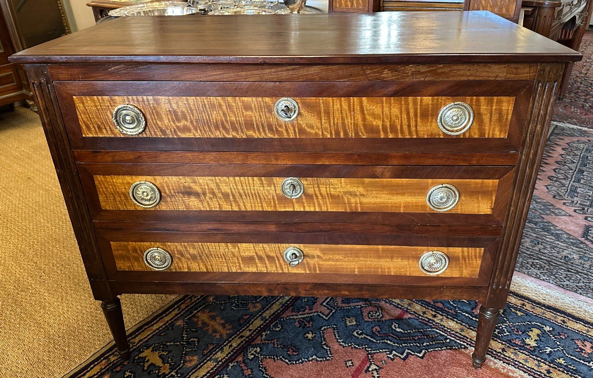 Small Louis XVI Chest Of Drawers In Mahogany And Lemon Wood, Late 18th Century