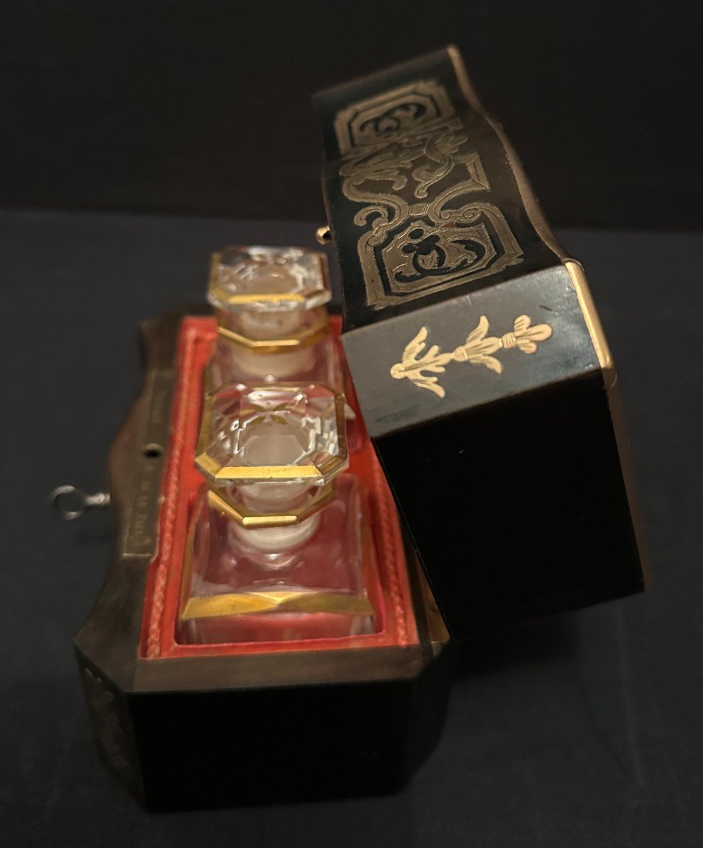 Coffret à Parfum Marqueterie Boulle Flacons Baccarat Par Tahan époque Napoléon III-photo-4