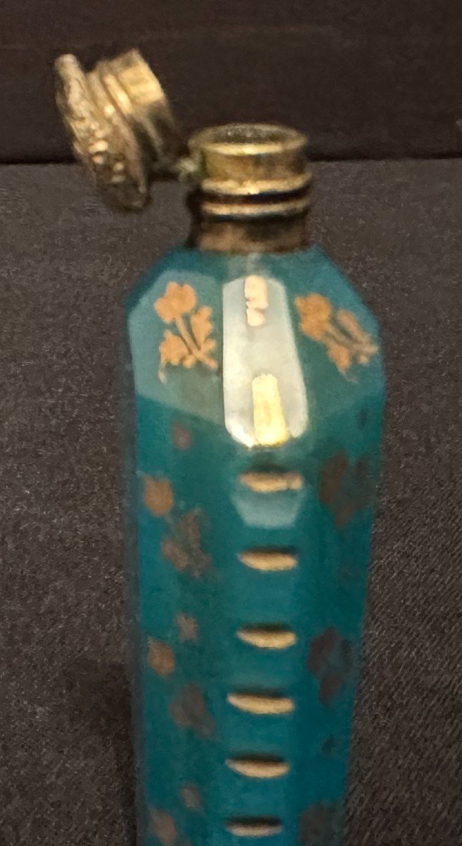 Blue Opaline Salt Bottle Cut Enhanced With Gilding Mounted In Silver Vermeil Circa 1840-photo-2