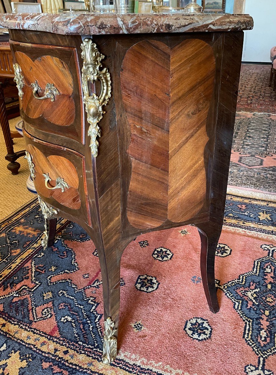 Petite Commode en Sauteuse Louis XV d'Entre-deux Marqueterie époque XVIIIème-photo-3