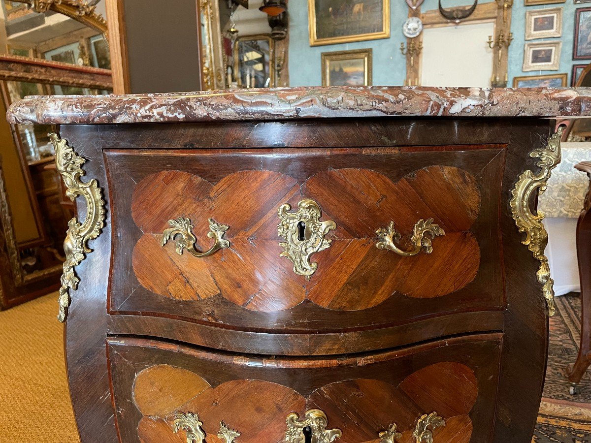 Petite Commode en Sauteuse Louis XV d'Entre-deux Marqueterie époque XVIIIème-photo-1