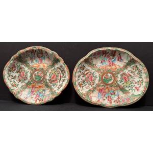 China Two Oval Hollow Dishes In Canton Enamels, Late 19th Century