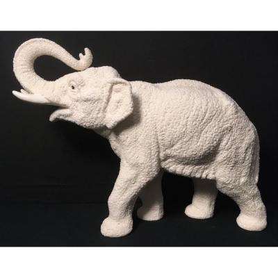 Éléphant En Porcelaine Crispée Perlée Art Déco. 