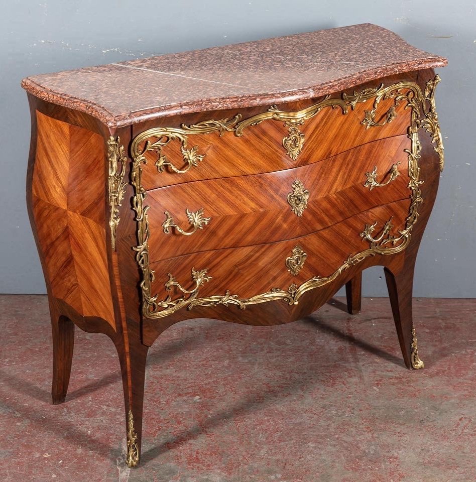 Commode En Marqueterie Ornée De Bronze Doré -photo-2