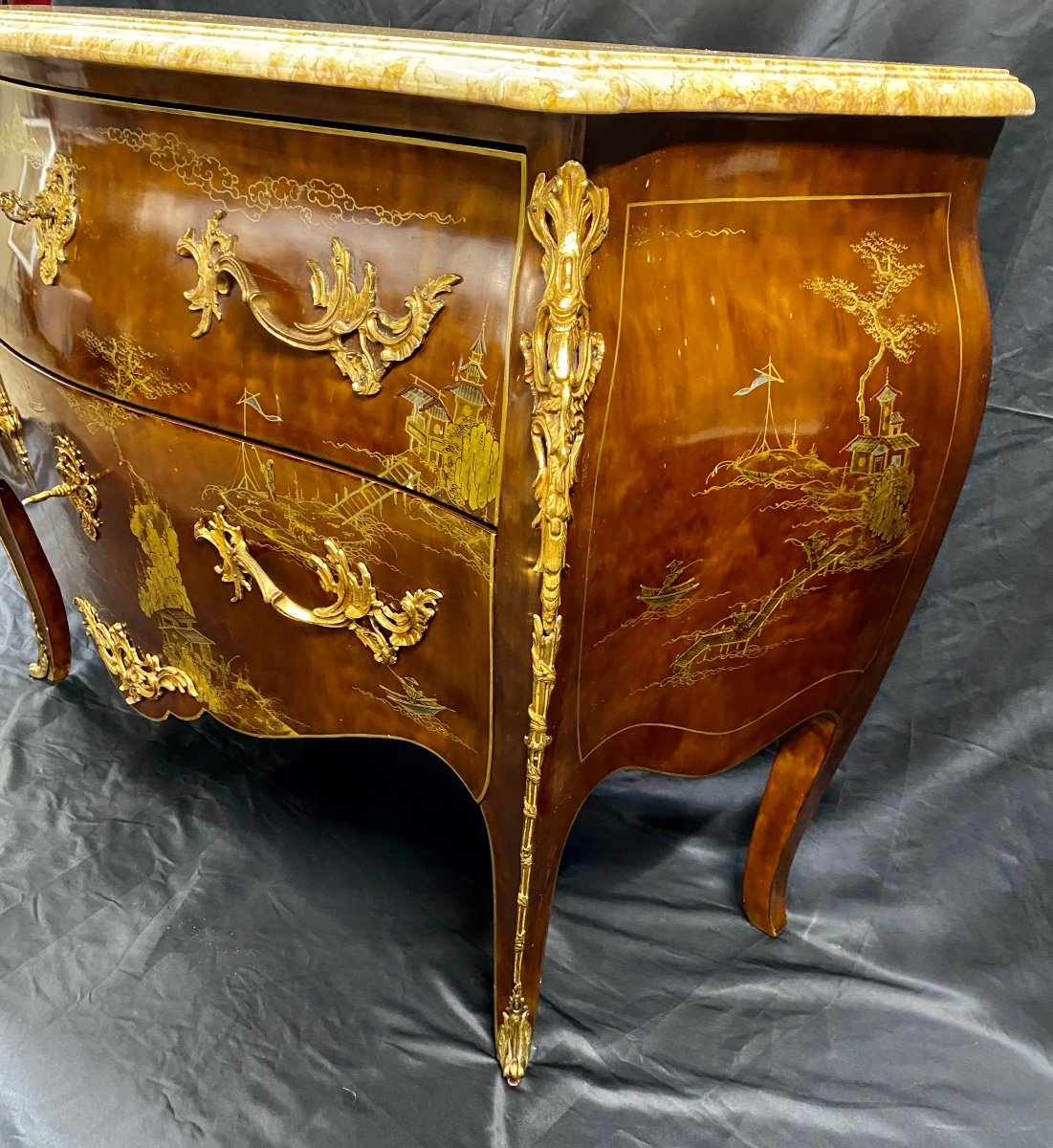 Louis XV Style Chest Of Drawers With Asian Decor-photo-7
