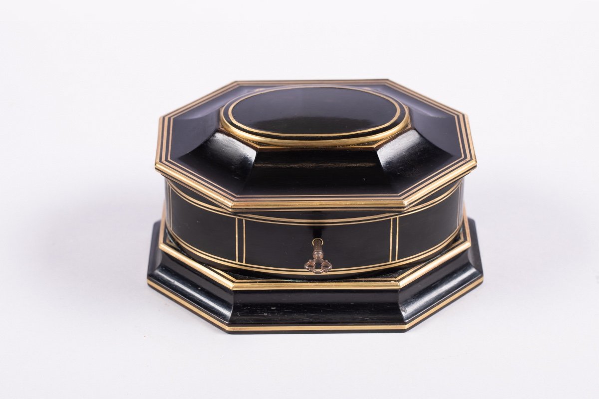 Tahan House In Paris. Jewelry Box -photo-2