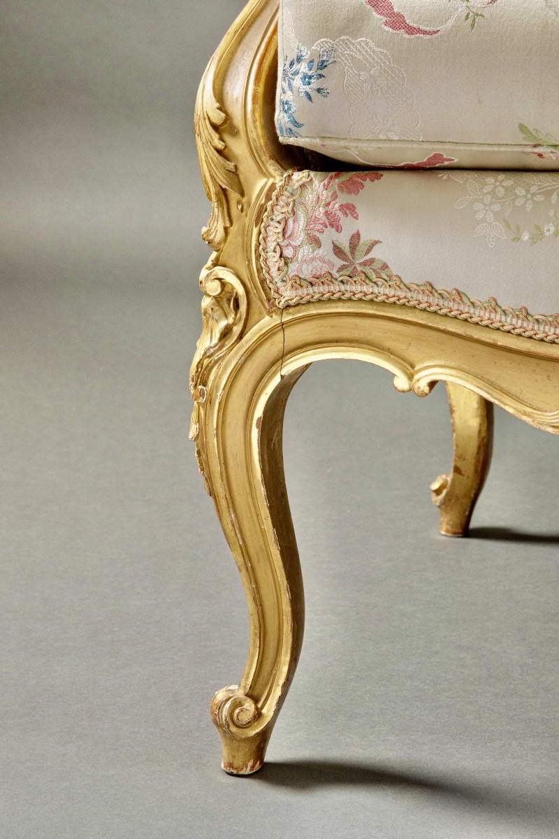 Pair Of Louis XV Style Bergeres In Gilded Wood -photo-2