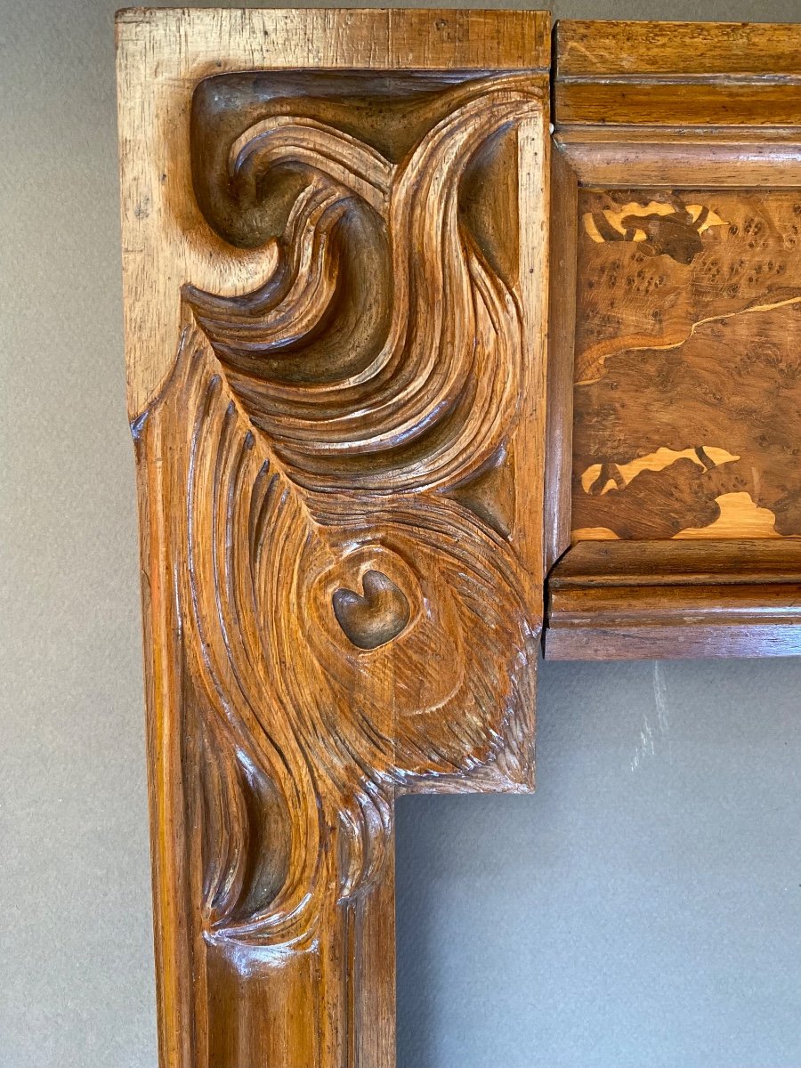 Art Nouveau Frame In Carved Walnut And Marquetry Decor. Late 19th Century.-photo-3