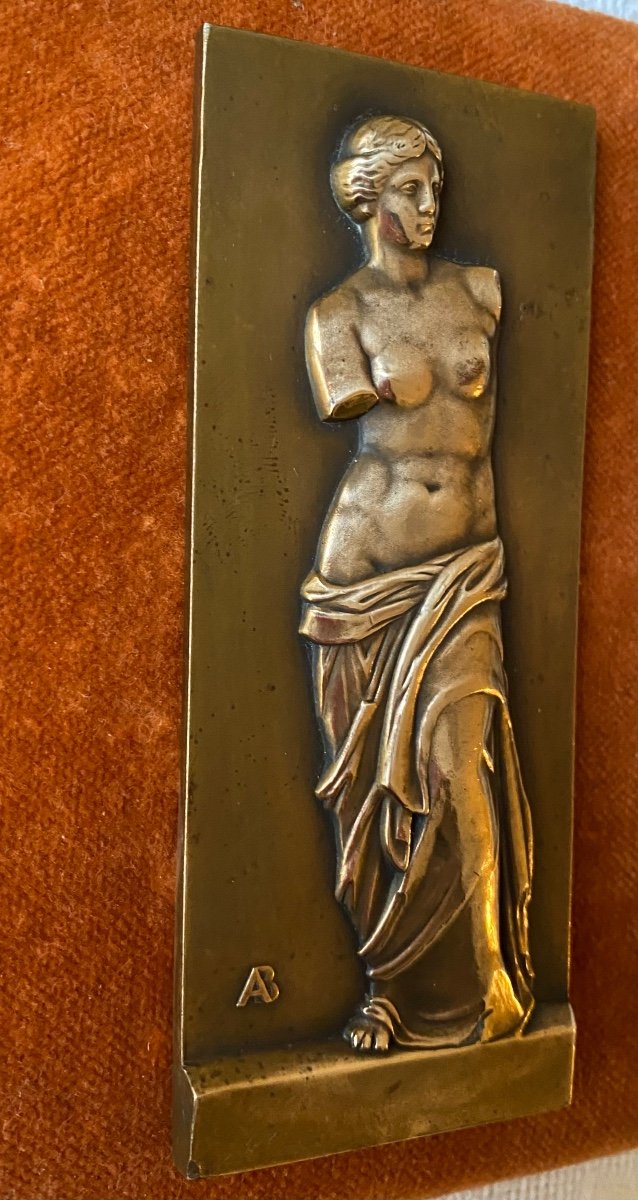 “venus De Milo”. Bronze Medal Early 20th Century.-photo-2