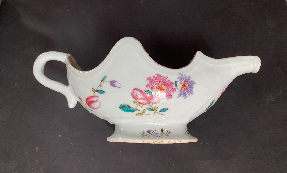  18th Century Porcelain Gravy Boat. India Company. Floral Decor.-photo-3