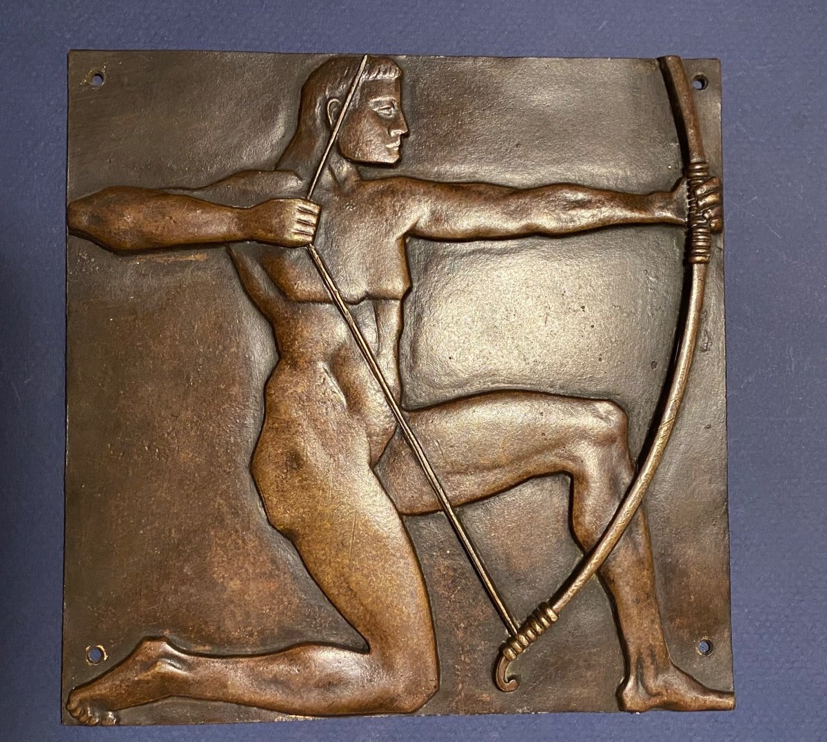 «L’ Archer ». Plaque En Bronze Art Déco. Bas Relief.-photo-2