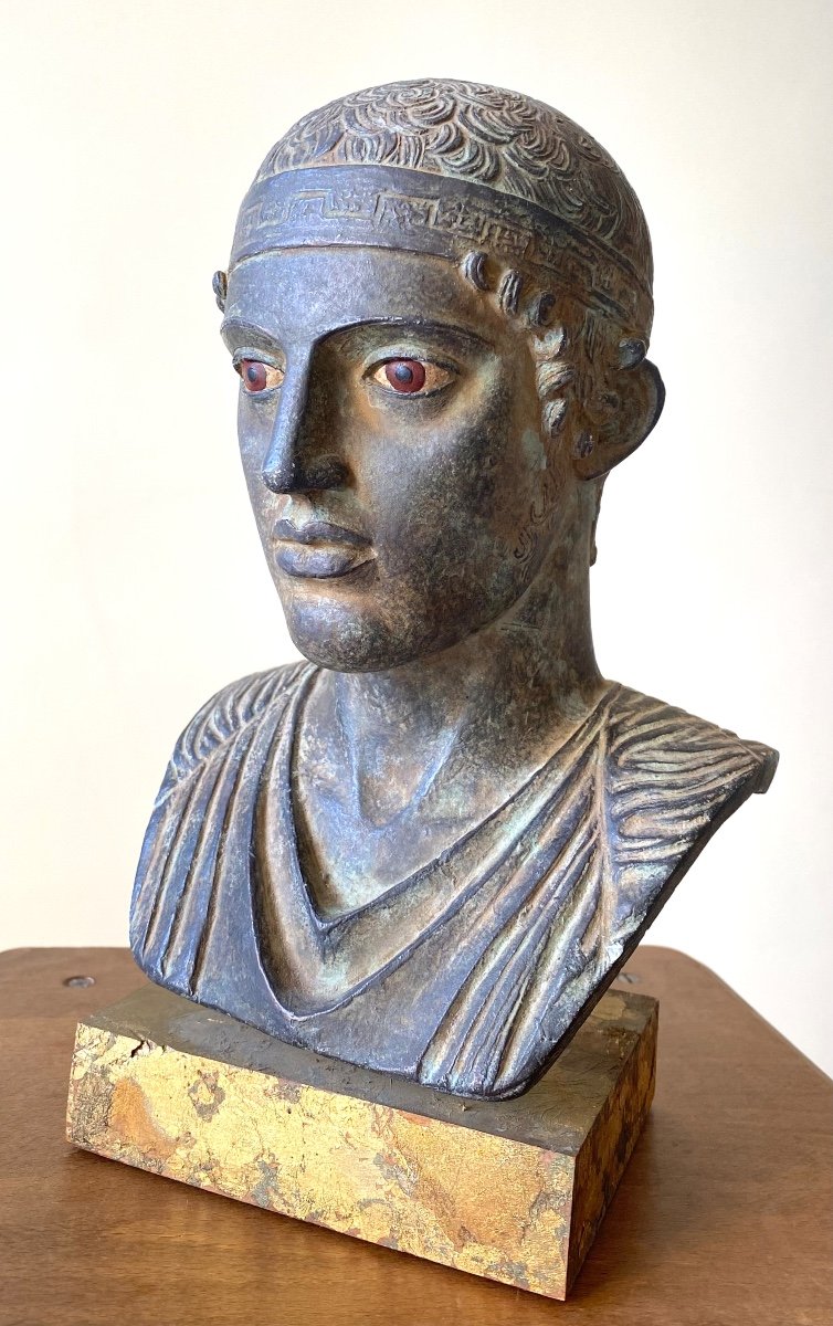 Head Of The Victorious Charioteer. Patinated Plaster 20th . Aft. The Antique Of Delphi Museum. 