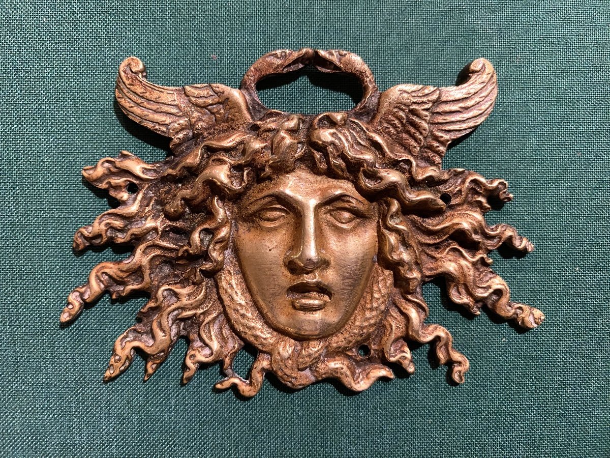 Head Of Medusa. 19th Century Ornamental Bronze. -photo-2