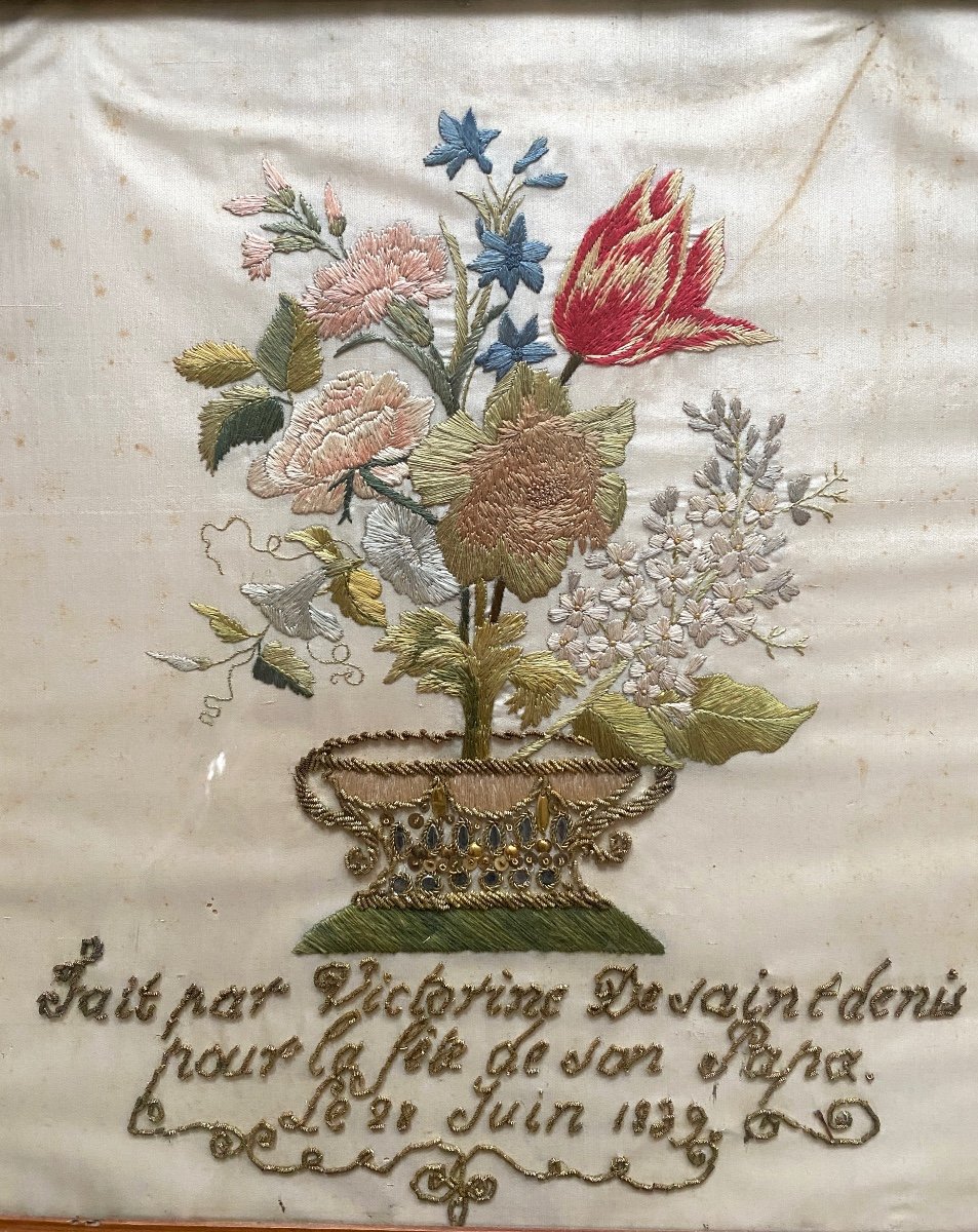 Broderie Sur Soie Début XIXème. Corbeille Fleurie. Fil Et Canetilles. 1832. -photo-2