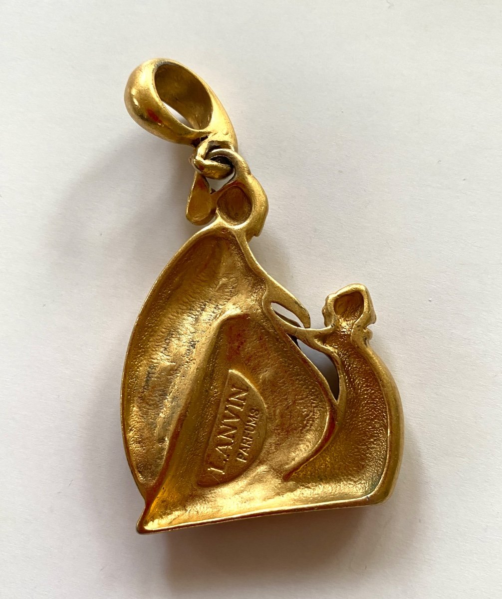 Jeanne Lanvin. Gold Metal Pendant. 80s.-photo-2