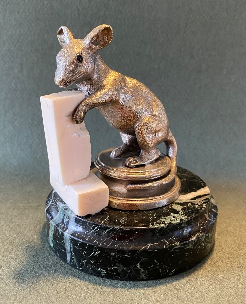 Mouse Nibbling On A Sugar Cube. 19th Century Silver-plated Bronze Sculpture. -photo-2