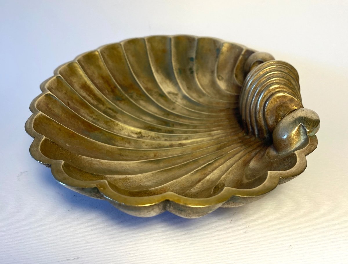 Large Bronze Cup. Mid 20th Century. Shell. -photo-1