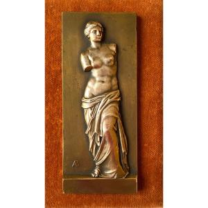 “venus De Milo”. Bronze Medal Early 20th Century.