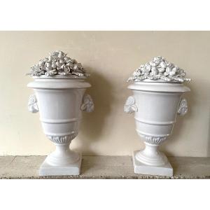 Pair Of Neoclassical Covered Vases In White Porcelain. Italy, Mid-20th Century. 