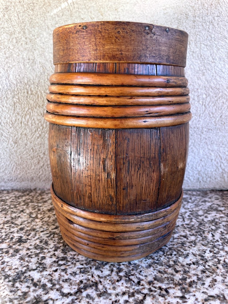 Barrel Shaped Box