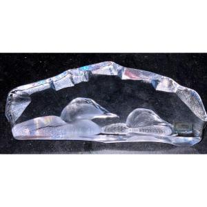 Mats Jonasson Molded Crystal Subject With Hollow Geese Decoration