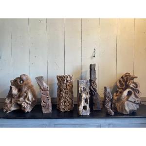 Ensemble De Sculptures en bois brut 