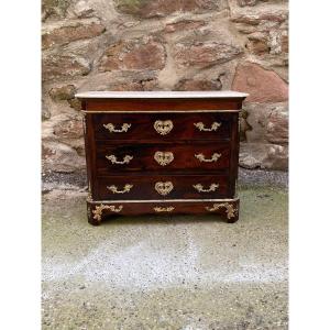 Master's Chest Of Drawers 