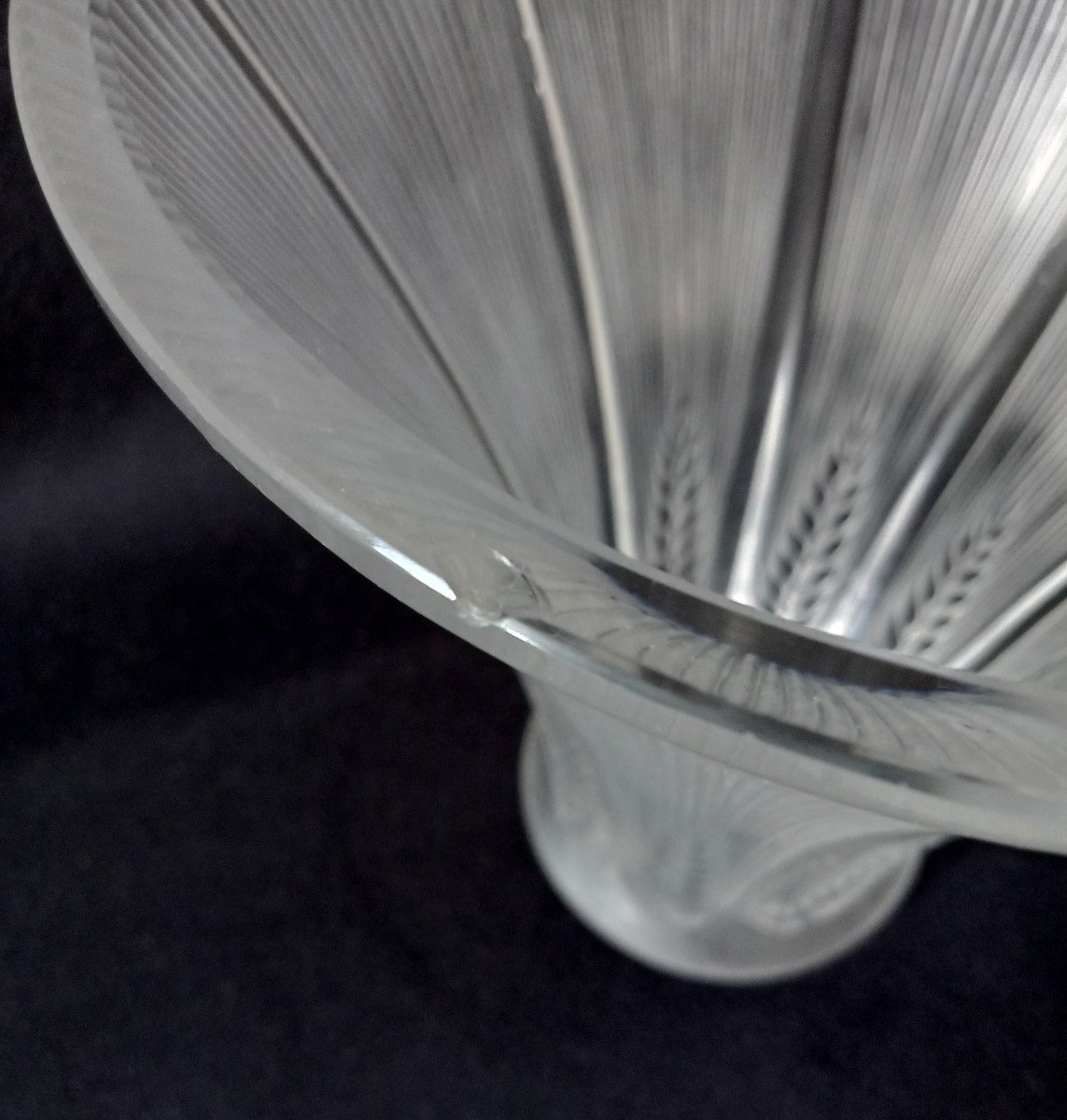 Vase LALIQUE France épis de blé en cristal. Crée en 1931. -photo-2