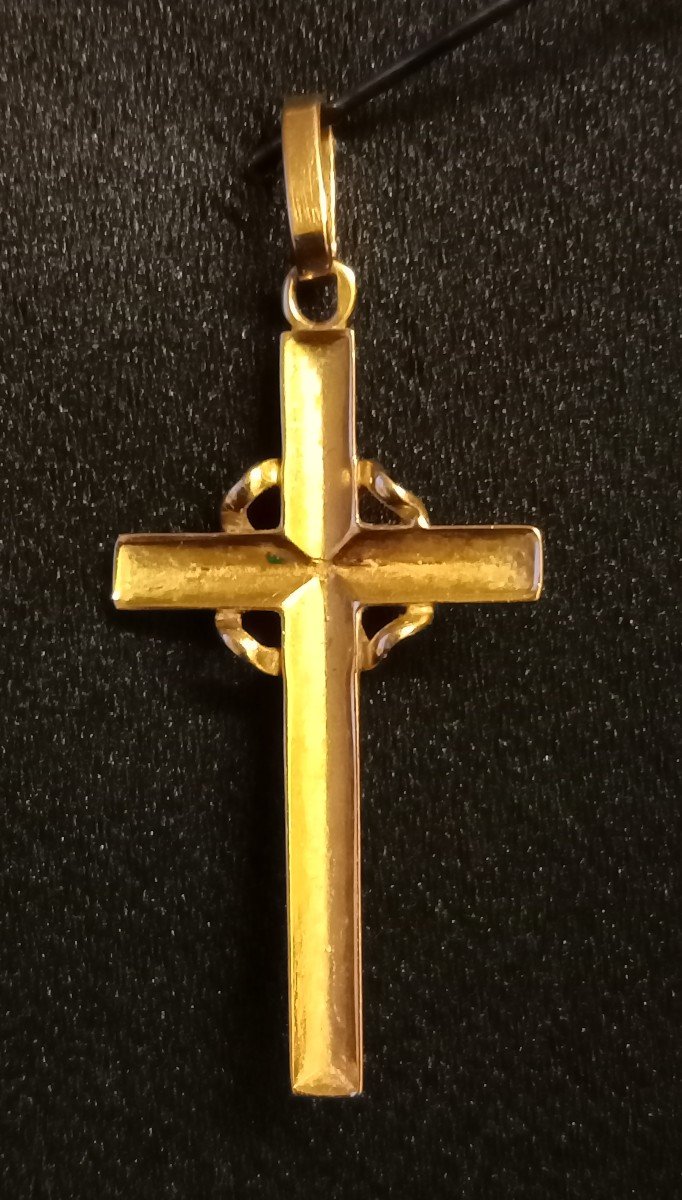 Pendentif croix en or 18kt jaune. Des années 1950.-photo-2