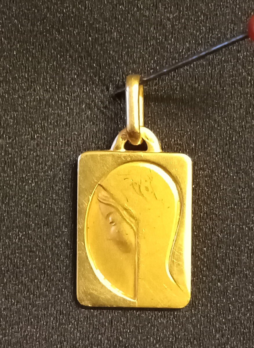 18kt Yellow Gold Virgin Pendant From The 1970s