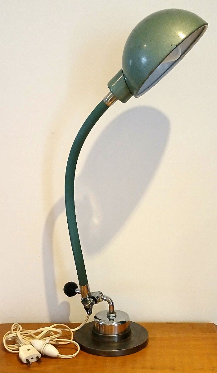 Très rare lampe aimantée multifonction d’atelier et de bureau. Outillage des années 1950 