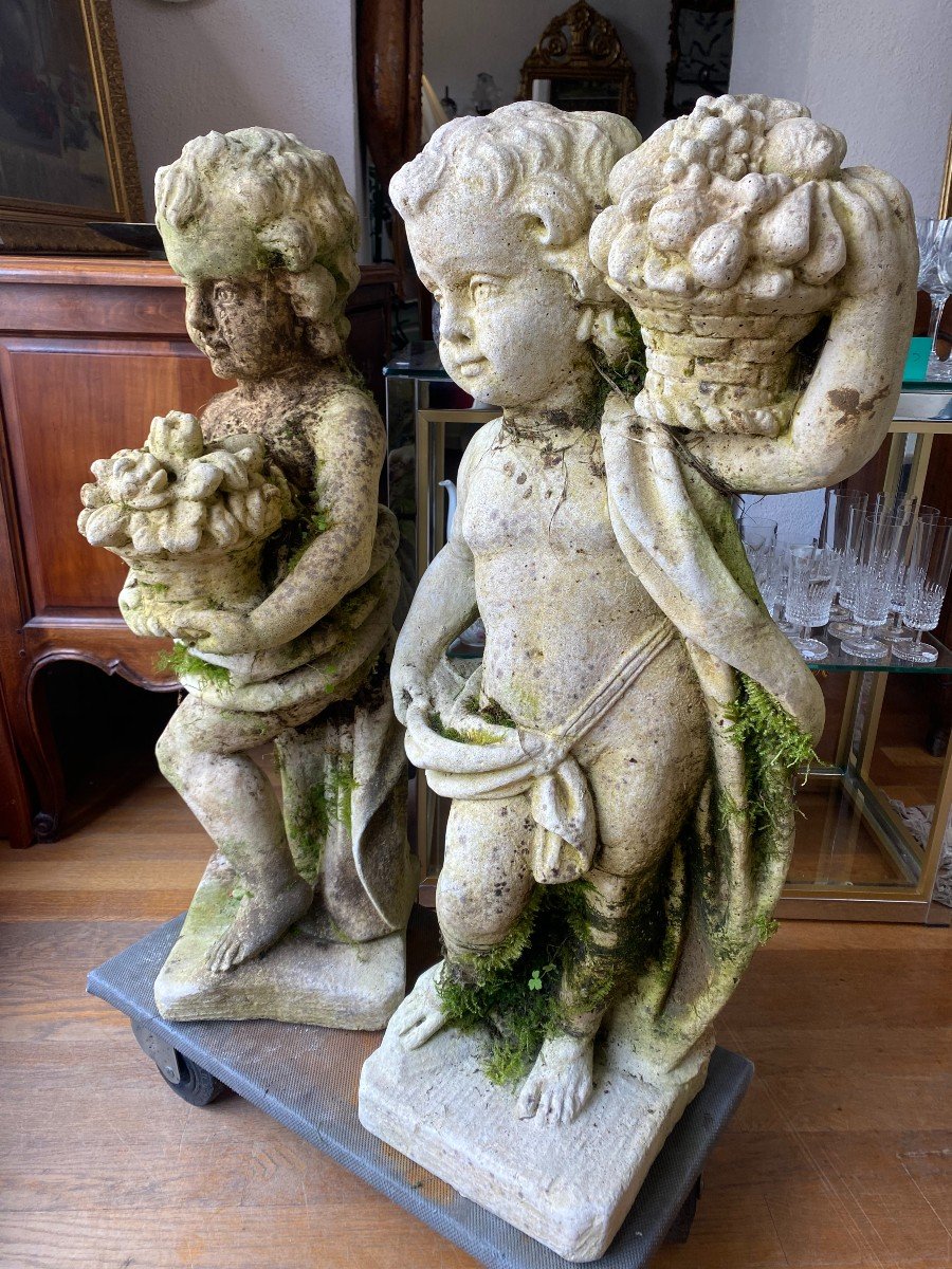 Pair Of Cherubs In Reconstructed Stone, Carrying A Basket Of Fruits.-photo-2