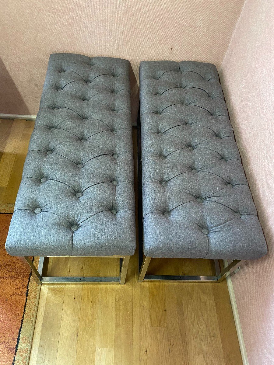 Paire De Banquettes Capitonnées , Métal Chromé Et Tissu Gris