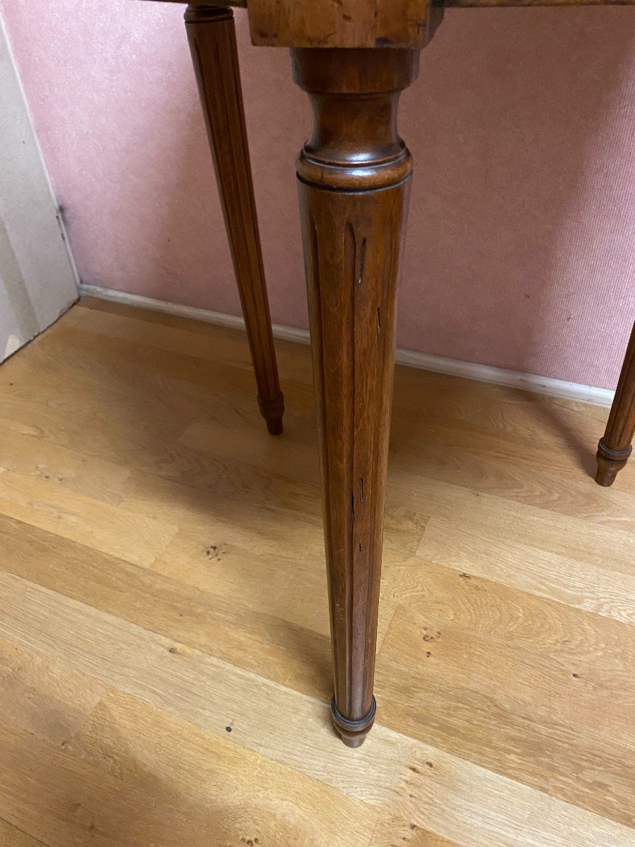 Louis XVI Style Pedestal Table In Walnut And Walnut Veneer-photo-4