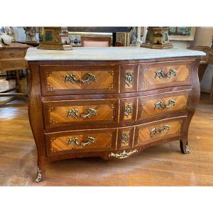 Commode Louis XV En Marqueterie De Bois De Rose 